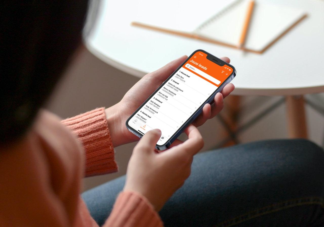 Onze eigen app voor het opvolgen van warme leads!